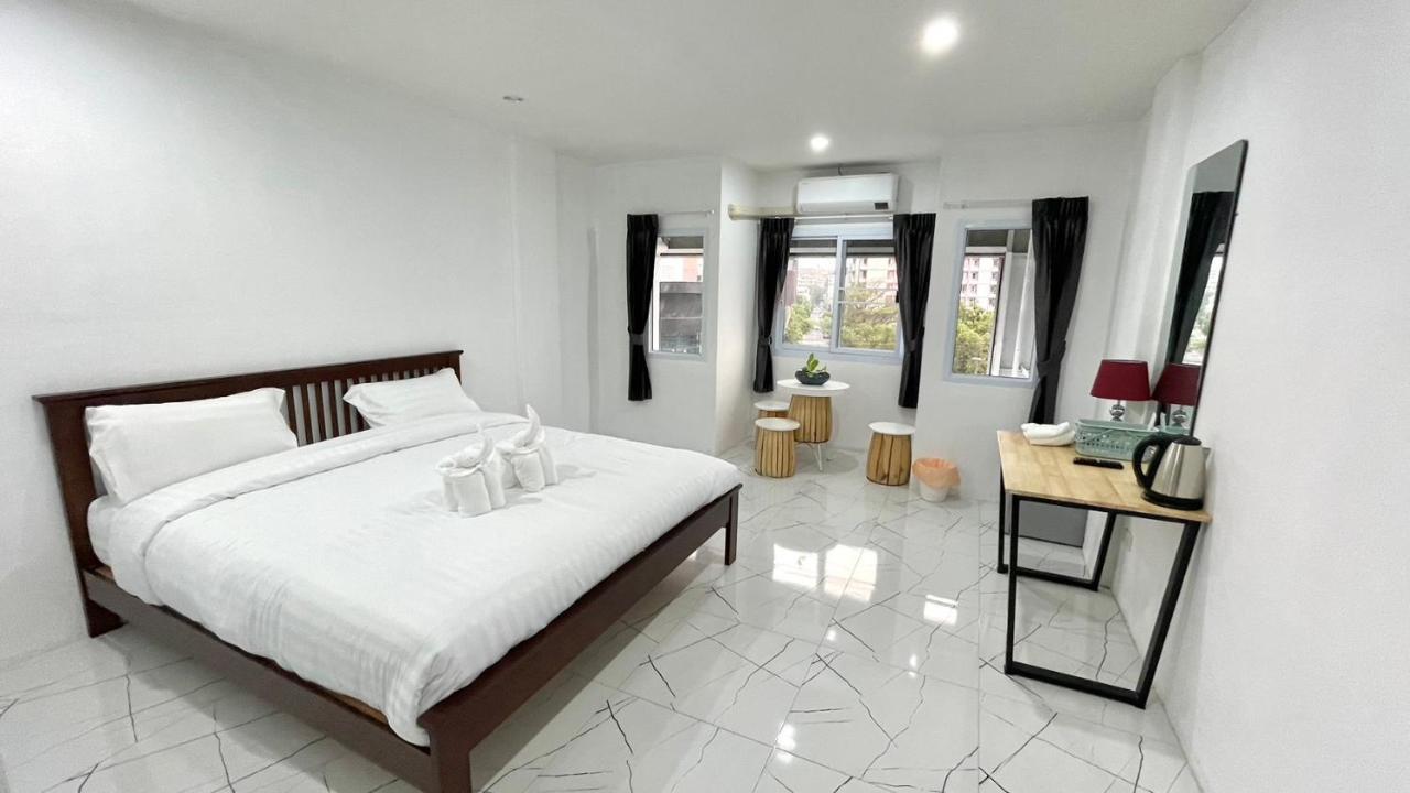 Little Seoul Hotel Chiang Mai Ngoại thất bức ảnh